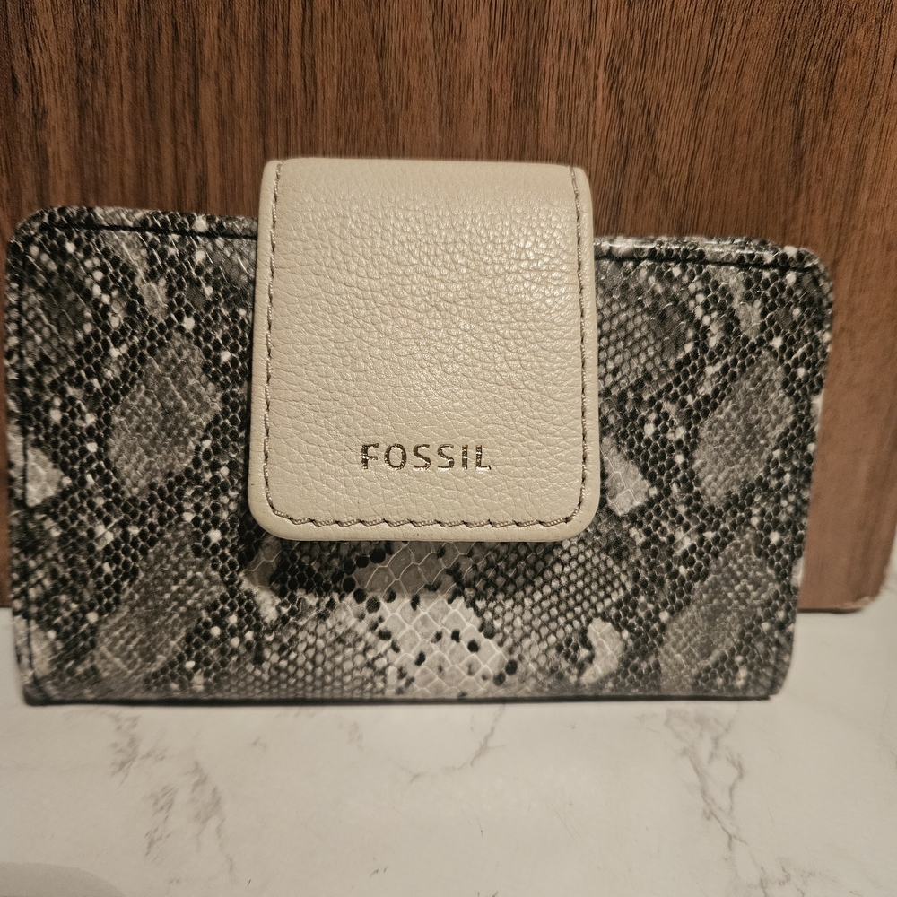 Fossil Madison Wallet Gray Leather Python Snake Clutch Organizer